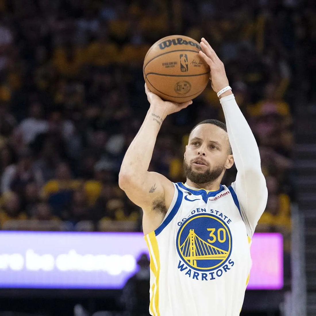 Mastering-the-Perfect-Jump-Shot-A-Step-by-Step-Guide Dream Baller