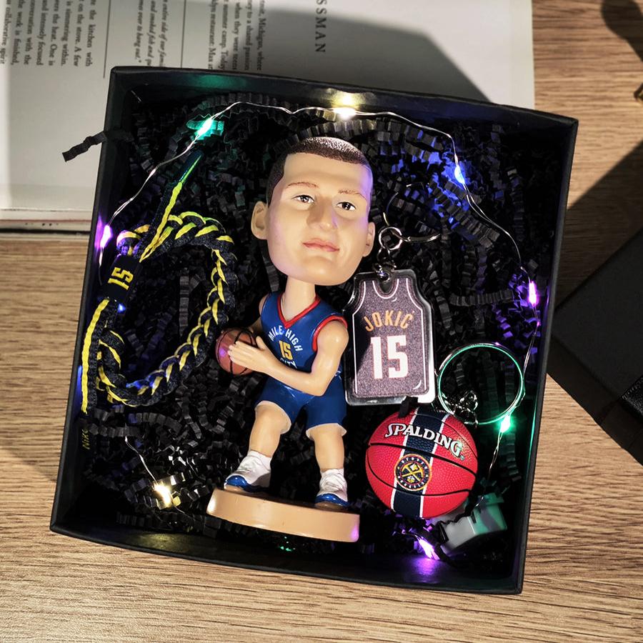 Basketball Champion Gift Set - 12cm Bobbleheads, Keychains & Bracelet