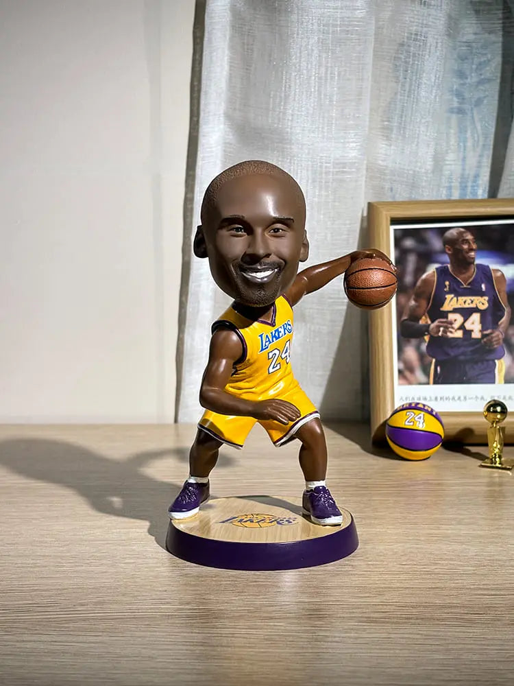 Kobe Bryant Bobblehead – Los Angeles Basketball Shakeable Figure